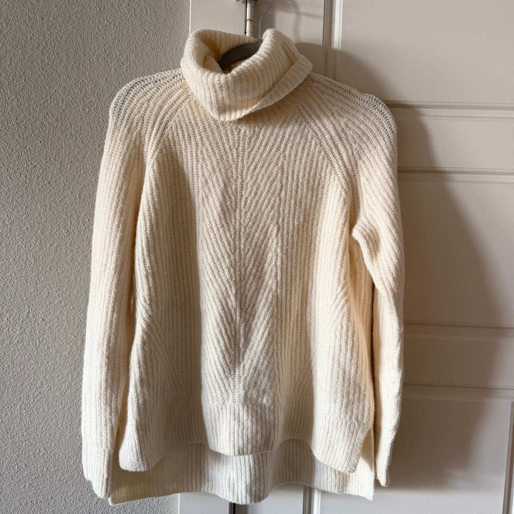 New Madewell Mercer Turtleneck Sweater in Coziest Yarn Ivory Size Small - Picture 4 of 7